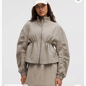 NWT LULULEMON Crinkle Nylon Cinchable Jacket